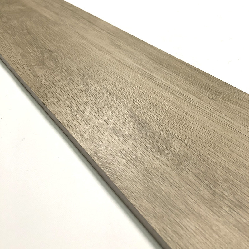 moda de madera de Brown del cuarto de baño de la decoración de las baldosas de la porcelana del efecto de 200*1000m m