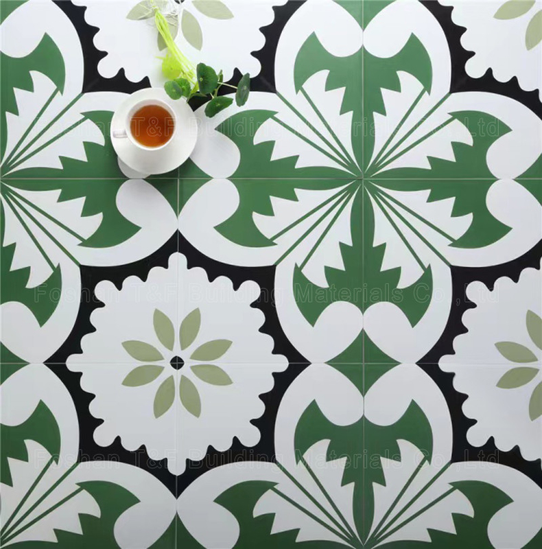 La pared de la cocina pintó la teja floral de la porcelana, tejas interiores al aire libre del estampado de plores del piso