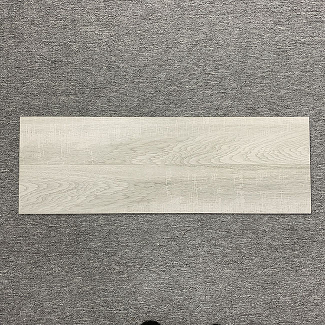 Imitación de madera sólida texturizar las baldosas rústicas de madera Matte Finished de la porcelana interior