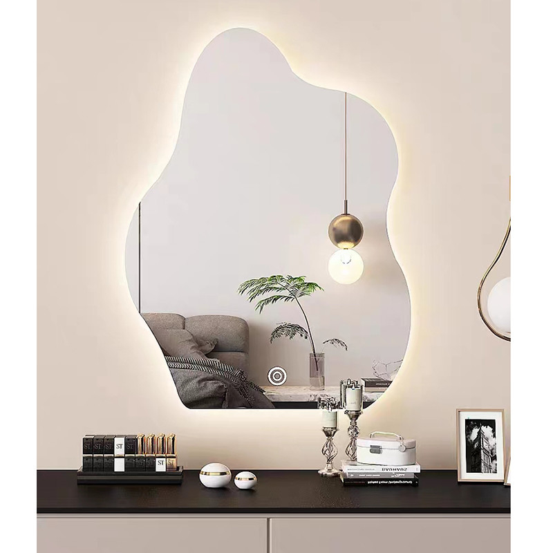 El espejo formado nube irregular Smart de la decoración del tapiz llevó el espejo de la pared para el cuarto de baño