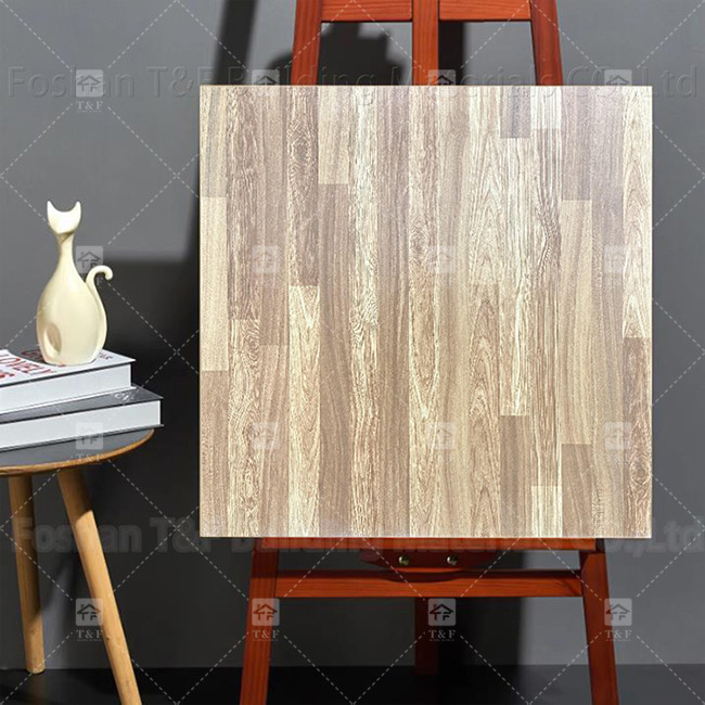 600x600mm Tejas de suelo rústicas de cuerpo entero Tejas de porcelana no resbaladizas de superficie de textura de madera