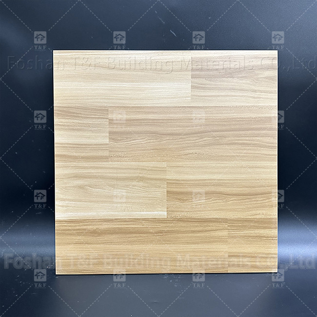 600x600mm Tejas de suelo rústicas de cuerpo entero Tejas de porcelana no resbaladizas de superficie de textura de madera