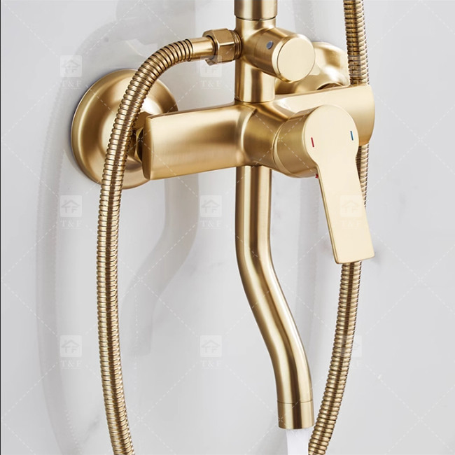 Nordic Light Luxury Set de ducha para el hogar Grifón de latón de oro cepillado Boquilla a presión caliente y fría
