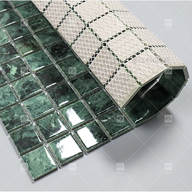 azulejos de mosaico de piedra de mármol de color verde para el suelo y la pared del baño