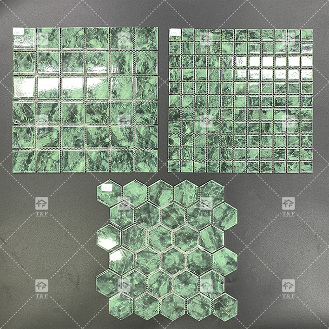 azulejos de mosaico de piedra de mármol de color verde para el suelo y la pared del baño