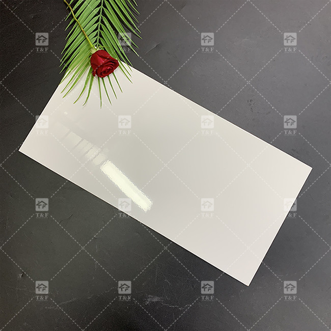 Casas decorativas azulejos de porcelana super blanco 300x600 azulejos de la pared de la cocina superficie pulida azulejos de cerámica