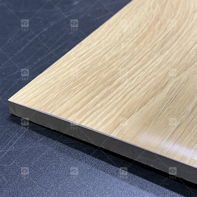 Interior de madera de aspecto alto brillante azulejos de suelo de porcelana antideslizante de porcelana glaseada pulida azulejos de sala de estar para pisos