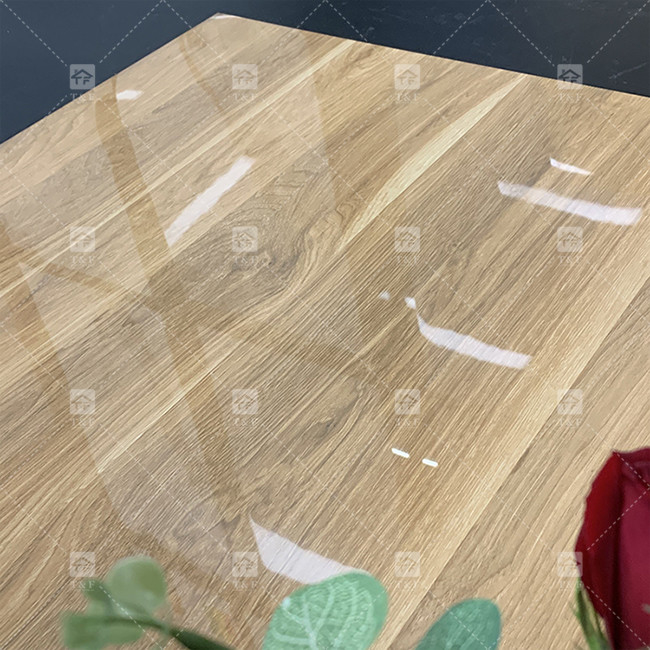 Interior de madera de aspecto alto brillante azulejos de suelo de porcelana antideslizante de porcelana glaseada pulida azulejos de sala de estar para pisos