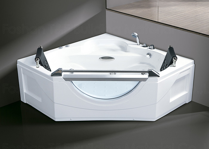 Instalación de la esquina de Whirlpool del masaje de las personas portátiles de la bañera 2